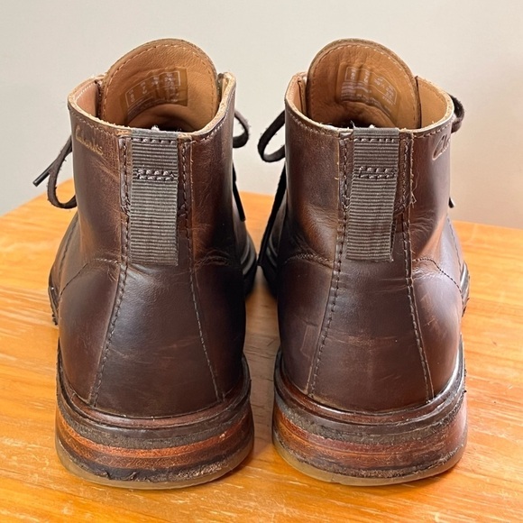 Clarks Men’s Clarkdale DBT Leather Desert Boot - Picture 8 of 16